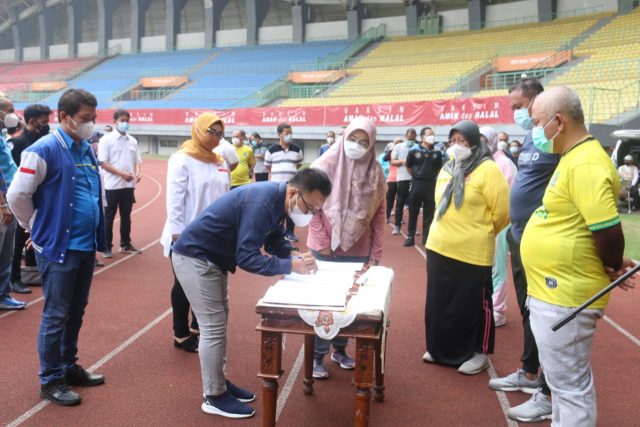 Percepat Vaksin, Pemkot Bekasi Tekan MoU dengan PMI, KNPI dan Karang Taruna